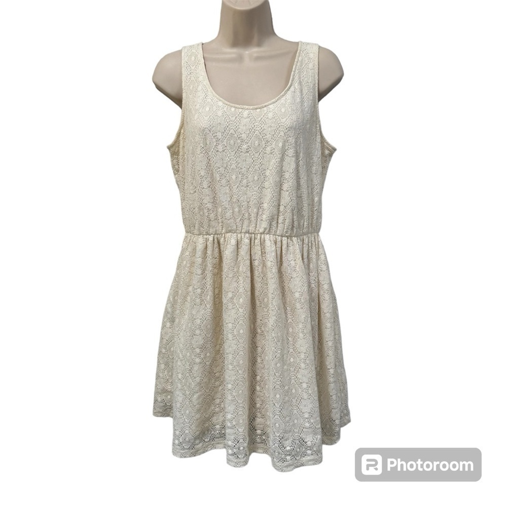 Mossimo cream mini dress detailed lace pattern full lining sleeveless flare L.